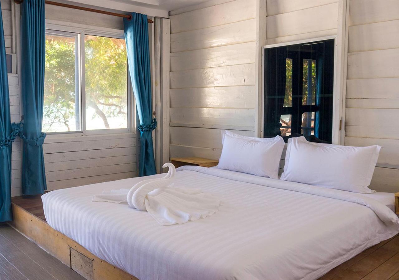 Hotel Sarasea Koh Rong Samloem Koh Rong Sanloem Esterno foto