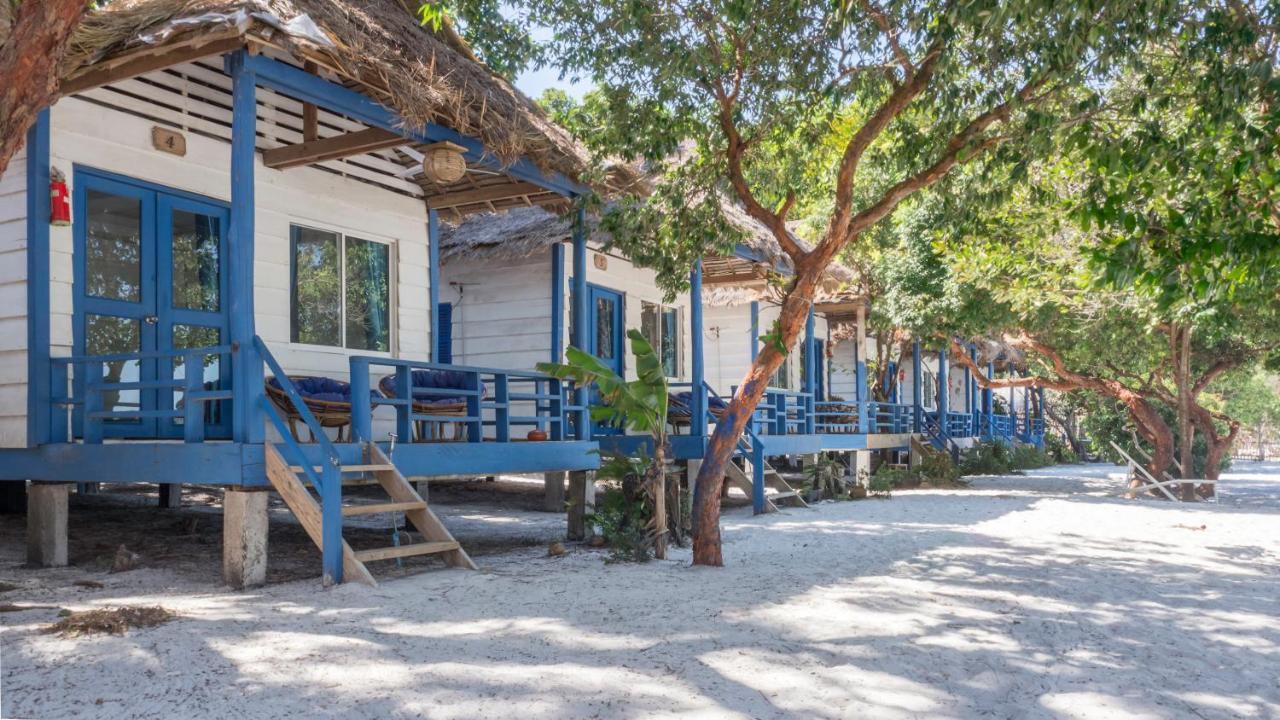 Hotel Sarasea Koh Rong Samloem Koh Rong Sanloem Esterno foto